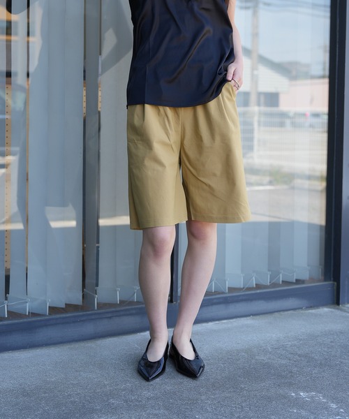 Kotoe(コトエ)の「【ストレッチ仕様】シンプル タック ハーフパンツ(その他パンツ・レディース・ブラック/ベージュ/ダークグリーン・FREE)」の3枚目の写真