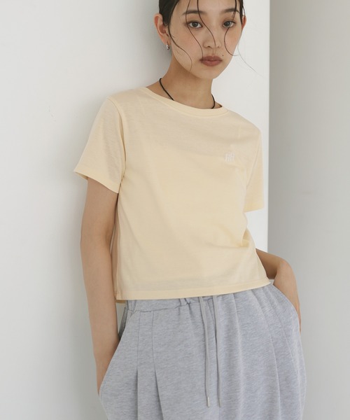 hellam home(へラムホーム)の「【UVカット&接触冷感】配色刺繍Tシャツ(Tシャツ/カットソー・レディース・ブラウン/オフホワイト/チャコール/イエロー・FREE)」の1枚目の写真