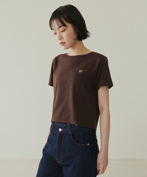 hellam home(へラムホーム)の「【UVカット&接触冷感】配色刺繍Tシャツ(Tシャツ/カットソー・レディース・ブラウン/オフホワイト/チャコール/イエロー・FREE)」の21枚目の写真