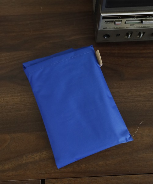 392 plusm（サンキューニプリュスエム）の「392plusm 392PLUSM PU ECO BAG_MINI サンキューニ プリュスエム PU エコバッグミニ ﾑｼﾞ（エコバッグ/サブバッグ・メンズ・イエロー/ブラック/ブルー/レッド・ONE）」の11枚目の写真