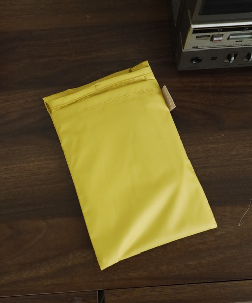 392 plusm（サンキューニプリュスエム）の「392plusm 392PLUSM PU ECO BAG_MINI サンキューニ プリュスエム PU エコバッグミニ ﾑｼﾞ（エコバッグ/サブバッグ・メンズ・イエロー/ブラック/ブルー/レッド・ONE）」の17枚目の写真