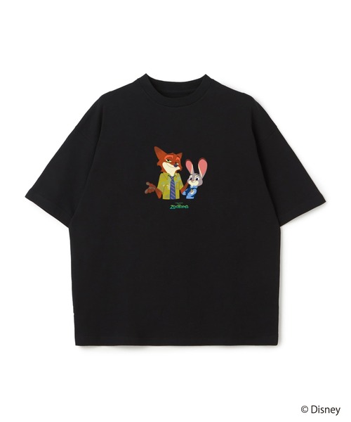 Disney(ディズニー)の「【Zootopia/ズートピア】キャラクタープリント半袖クルーネックTシャツ / Over Harf Sleeve T-shirt《UNISEX》(Tシャツ/カットソー・レディース・ホワイト/ブラック・M/L)」の2枚目の写真