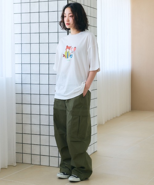 Disney(ディズニー)の「【Zootopia/ズートピア】キャラクタープリント半袖クルーネックTシャツ / Over Harf Sleeve T-shirt《UNISEX》(Tシャツ/カットソー・レディース・ホワイト/ブラック・M/L)」の7枚目の写真