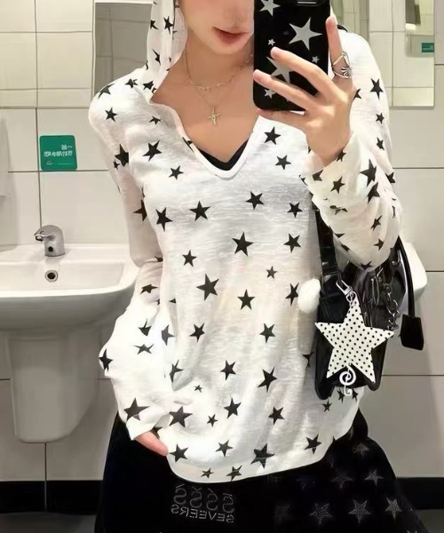 DIAVEL(ディアベル)の「星柄フード付きトップス 冷房や日焼け対策(Tシャツ/カットソー・レディース・ホワイト・M)」の8枚目の写真
