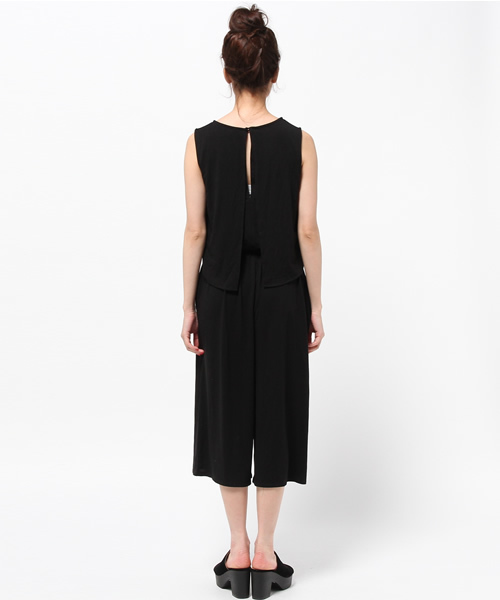 earth music&ecology（アースミュージックアンドエコロジー）の「【2016Spring】オールインワンワイドパンツ（つなぎ/オールインワン・レディース・ブラック/ネイビー・MEDIUM/SMALL）」の5枚目の写真