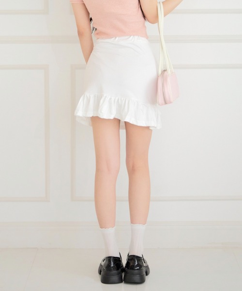ALLuRing ChaRm(アリュリングチャーム)の「Gathered Mermaid Mini Skirt / ギャザーマーメイドミニスカート(スカート・レディース・ブラック/ホワイト・M/S)」の14枚目の写真