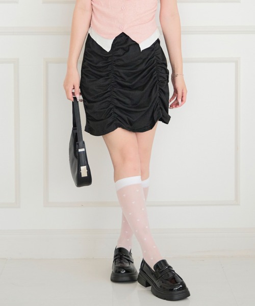 ALLuRing ChaRm(アリュリングチャーム)の「Gathered Mermaid Mini Skirt / ギャザーマーメイドミニスカート(スカート・レディース・ブラック/ホワイト・M/S)」の3枚目の写真