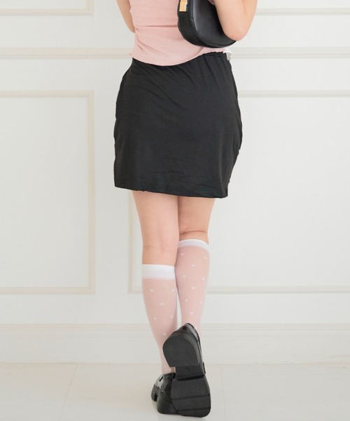 ALLuRing ChaRm(アリュリングチャーム)の「Gathered Mermaid Mini Skirt / ギャザーマーメイドミニスカート(スカート・レディース・ブラック/ホワイト・M/S)」の5枚目の写真