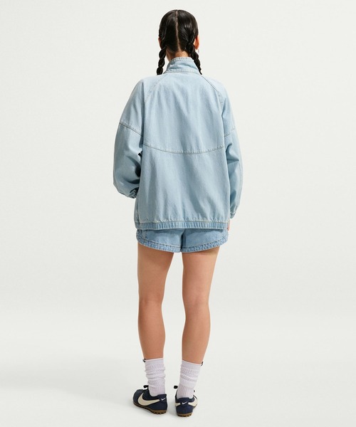 NIKE（ナイキ）の「NIKE AS W NK WR DENIM SHORT / ナイキ ウィメンズ WR デニム ショート 【SP】（デニムパンツ・レディース・ライトインディゴブルー・S/M/L）」の7枚目の写真