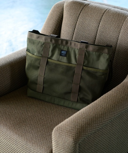 MIS(エムアイエス)の「MESH POCKET TOTE BAG(トートバッグ・メンズ・ブラック/オリーブ・ONESIZE)」の1枚目の写真