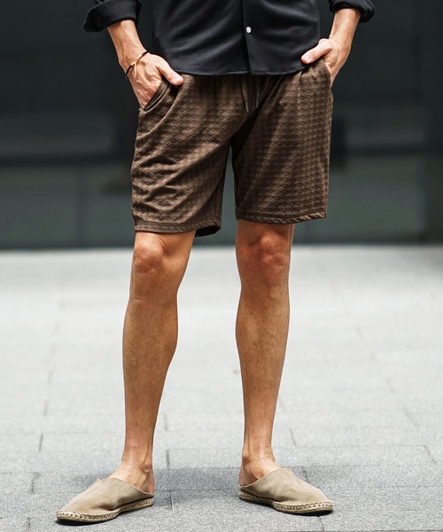 JOKER(ジョーカー)の「ふくれダイヤ柄ハーフパンツ メンズ ショーツ 夏服(その他パンツ・メンズ・ネイビー/ブラウン/チャコール/ブラック/ホワイト・XXL/XL/M/L/S)」の4枚目の写真