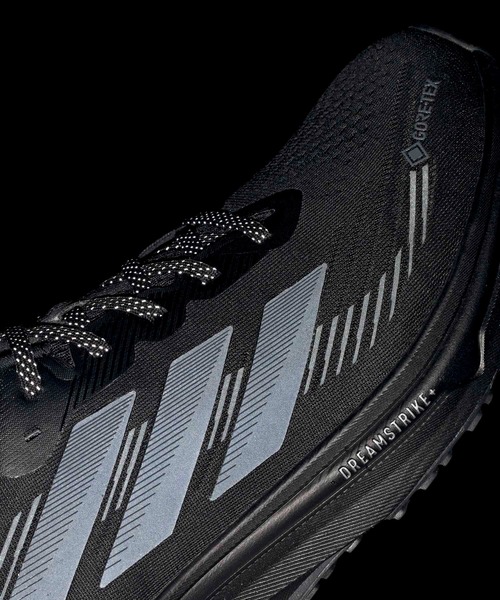 adidas(アディダス)の「スーパーノヴァ ライズ GTX ランニング / Supernova Rise GTX Running / ランニングシューズ / アディダス adidas(スニーカー・メンズ・ブラック・25.5cm/26.5cm/26.0cm/29.0cm/28.5cm/28.0cm/27.5cm/27.0cm/25.0cm)」の6枚目の写真