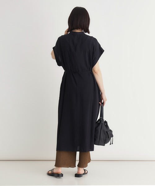 HONEYSUCKLE ROSE(ハニーサックルローズ)の「ボタンアキシャツワンピース(ワンピース・レディース・ブラック/ブルー系その他・04/05)」の11枚目の写真