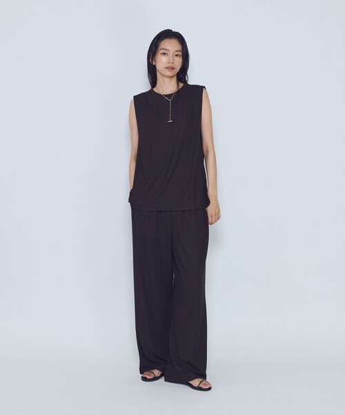 1er Arrondissement(プルミエアロンディスモン)の「クリアーリブショルダータックノースリーブトップス(Tシャツ/カットソー・レディース・ブラック系その他3/ブラウン系その他5・FREE)」の12枚目の写真