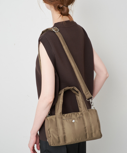 OUTDOOR PRODUCTS(アウトドアプロダクツ)の「OUTDOOR/アウトドア SLOBE別注 ナイロンダッフルバッグ(ショルダーバッグ・レディース・ボルドー/カーキ・FREE)」の5枚目の写真