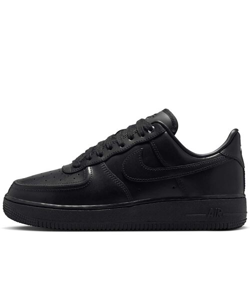 NIKE(ナイキ)の「ナイキ エア フォース 1 '07 ウィメンズシューズ / Nike Air Force 1 '07 Women's Shoes IO3124-001 Black(スニーカー・レディース・ブラック・23.5/23/24.5/24/26/25.5/25/22.5/22)」の3枚目の写真