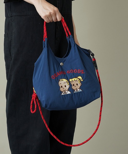 OSAMU GOODS(オサムグッズ)の「【unify × OSAMU GOODS(オサムグッズ)】軽撥水 ショルダーバッグ ハンドバッグ OTNS-02(ショルダーバッグ・レディース・グレー/ネイビー/ブルーグリーン/キャメル/レッド/アイボリー・ONE SIZE)」の4枚目の写真