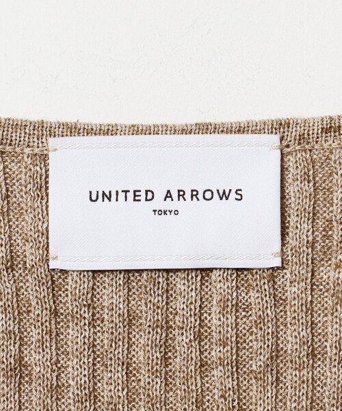 UNITED ARROWS(ユナイテッドアローズ)の「ノースリーブ カラー ニット ‐ウォッシャブル‐(タンクトップ・レディース・ケリーグリーン/ブラウン系・FREE)」の22枚目の写真