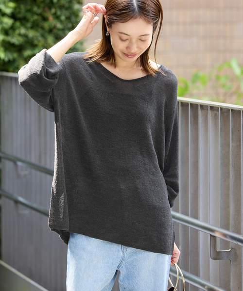 SLOBE IENA(スローブイエナ)の「《追加》畔オーバープルオーバー(ニット/セーター・レディース・ベージュ/チャコールグレー・FREE)」の8枚目の写真