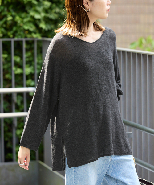 SLOBE IENA(スローブイエナ)の「《追加》畔オーバープルオーバー(ニット/セーター・レディース・ベージュ/チャコールグレー・FREE)」の10枚目の写真