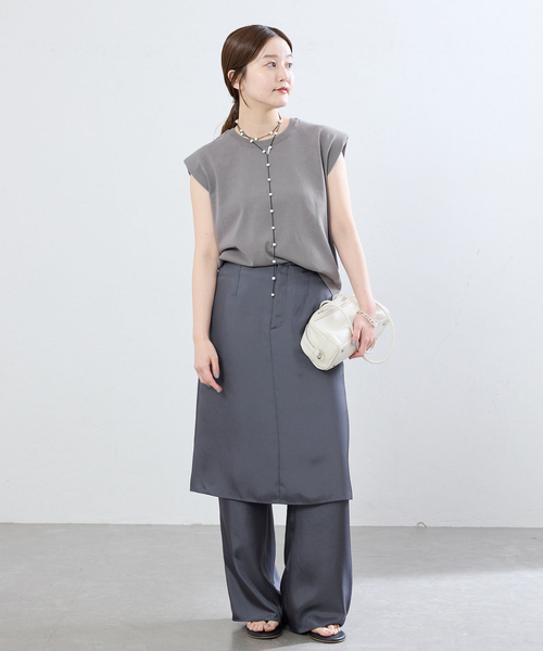 IENA（イエナ）の「《手洗い可能》パワーショルダースリーブレスニット（ニット/セーター・レディース・ブラック/チャコールグレー・FREE）」の17枚目の写真