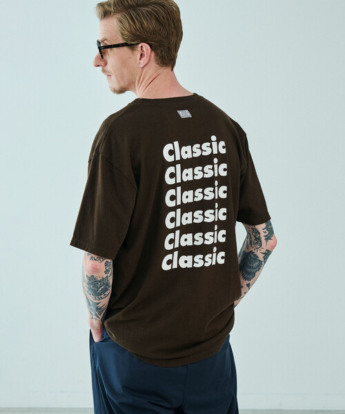 TANGTANG(タンタン)の「TANGTANG | 〈別注〉半袖Tシャツ AIN’T CLASSIC BROWN MEN(Tシャツ/カットソー・メンズ・ブラウン・L/M/XL)」の14枚目の写真