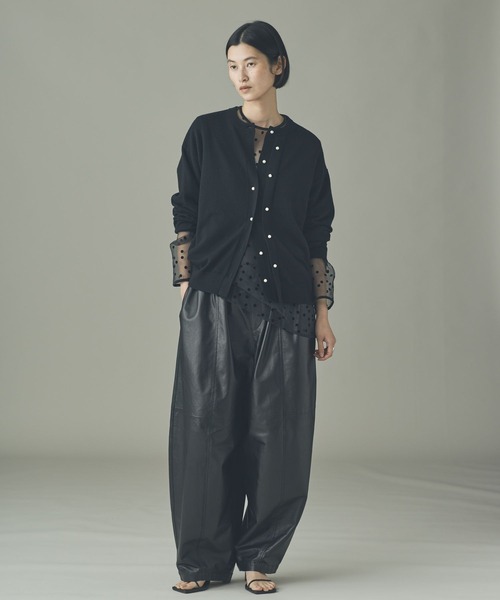 Curensology(カレンソロジー)の「Curensology(カレンソロジー)/フロッキードットブラウス(シャツ/ブラウス・レディース・ブラック/オフホワイト・FREE)」の13枚目の写真