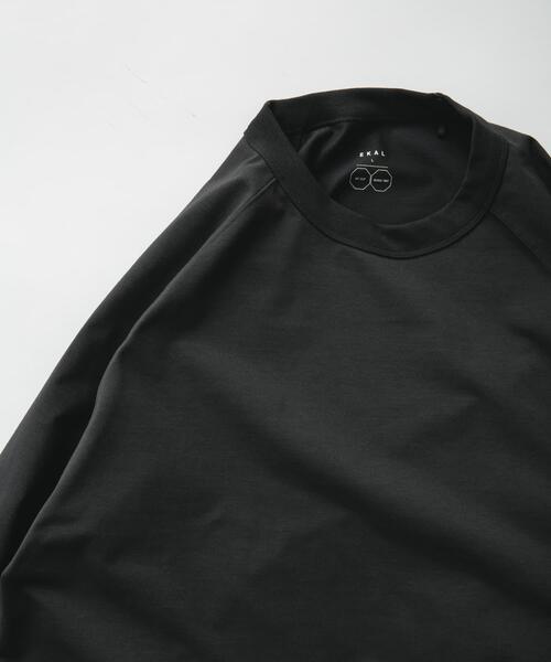 EKAL(エカル)の「『吸水速乾/UVカット』DRY OUT LONG-SLEEVE T-SHIRTS(Tシャツ/カットソー・メンズ・ホワイト/チャコールグレー/ブラック・MEDIUM/LARGE)」の10枚目の写真