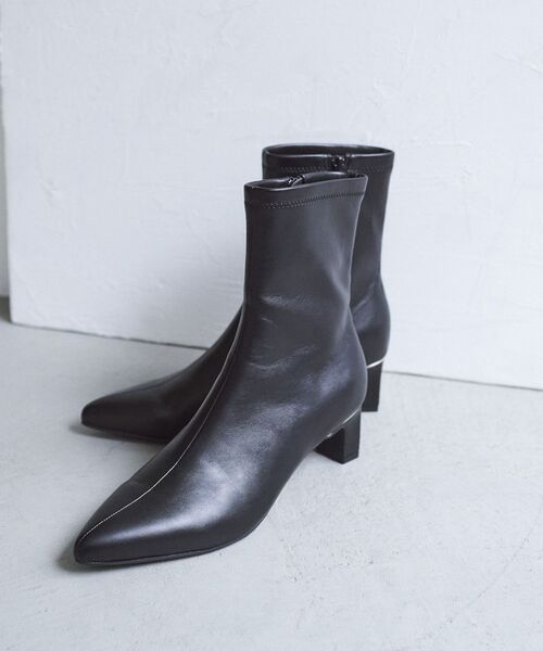 YECCA VECCA(イェッカヴェッカ)の「ストレッチミドルブーツ(ブーツ・レディース・ブラウン/ブラック・24.5cm/23.5cm/22.5cm)」の1枚目の写真
