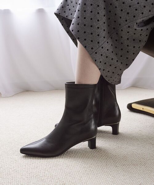 YECCA VECCA(イェッカヴェッカ)の「ストレッチミドルブーツ(ブーツ・レディース・ブラウン/ブラック・24.5cm/23.5cm/22.5cm)」の3枚目の写真