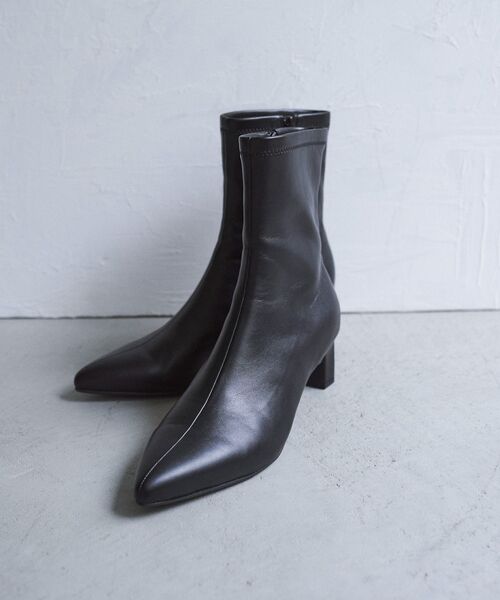 YECCA VECCA(イェッカヴェッカ)の「ストレッチミドルブーツ(ブーツ・レディース・ブラウン/ブラック・24.5cm/23.5cm/22.5cm)」の9枚目の写真