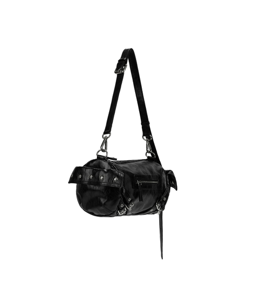 DEINET（ダイニット）の「STUD POCKET BAG IN BLACK（ショルダーバッグ・レディース・その他・FREE）」の3枚目の写真