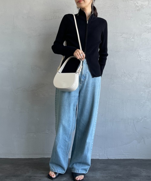 YAHKI（ヤーキ）の「【WEB先行予約】[YAHKI/ヤーキ] フェイクレザー 2WAY ハーフムーンバッグ(WEB限定)（ショルダーバッグ・レディース・ブラック/アイボリー・ONE SIZE）」の19枚目の写真