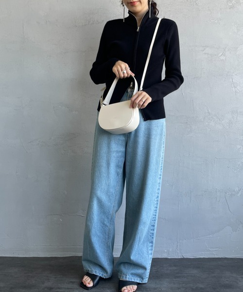 YAHKI（ヤーキ）の「【WEB先行予約】[YAHKI/ヤーキ] フェイクレザー 2WAY ハーフムーンバッグ(WEB限定)（ショルダーバッグ・レディース・ブラック/アイボリー・ONE SIZE）」の18枚目の写真