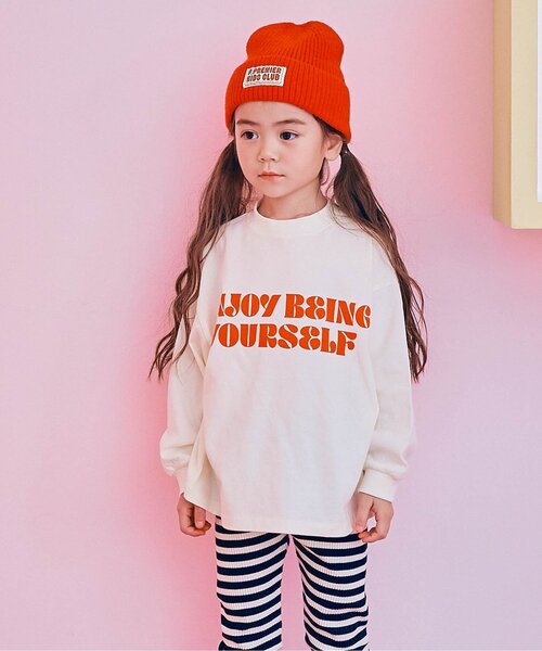 p.premier（ピードットプルミエ）の「イロチ買いしたいバリエーショングラフィックロンT（Tシャツ/カットソー・キッズ・ブルー/キャメル/グリーン/パープル/ブラウン/アイボリー/ネイビー/レッド/オフホワイト/マスタード/イエロー/ターコイズブルー・120/100/110/80/90/130/140）」の2枚目の写真
