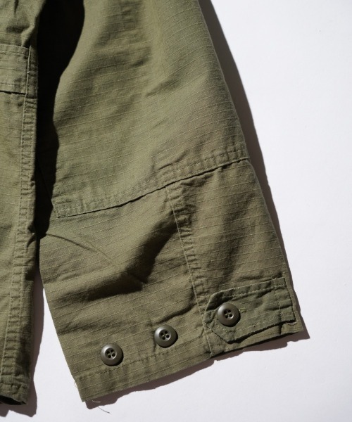 THRIFTY LOOK(スリフティールック)の「THRIFTY LOOK / スリフティールック DOODLE US MADE BDU JACKET COTTON RIPSTOP LONG BDUジャケット リメイク(ミリタリージャケット・メンズ・オリーブ・LARGE/X-LARGE)」の15枚目の写真
