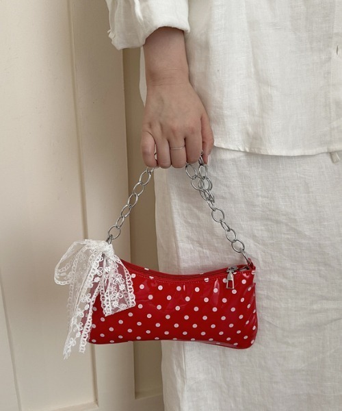 mebole(メボレ)の「dot chain shoulder bag(ショルダーバッグ・レディース・ホワイト/ブラック/レッド・FREE)」の5枚目の写真