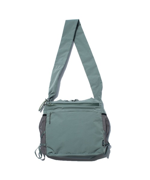 F/CE. （エフシーイー）の「F/CE. TEXNIC ROLL TOP SHOULDER / エフシーイー テックスニック ロールトップ ショルダー（ショルダーバッグ・メンズ・ブラック・FREE）」の15枚目の写真