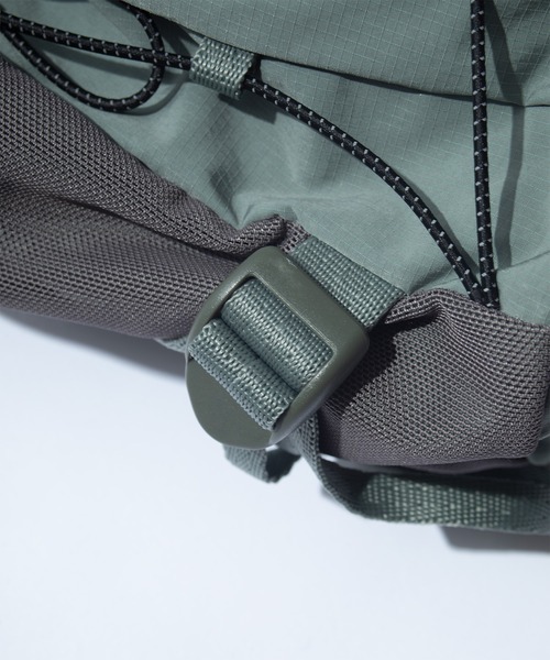 F/CE. （エフシーイー）の「F/CE. TEXNIC ROLL TOP SHOULDER / エフシーイー テックスニック ロールトップ ショルダー（ショルダーバッグ・メンズ・ブラック・FREE）」の6枚目の写真