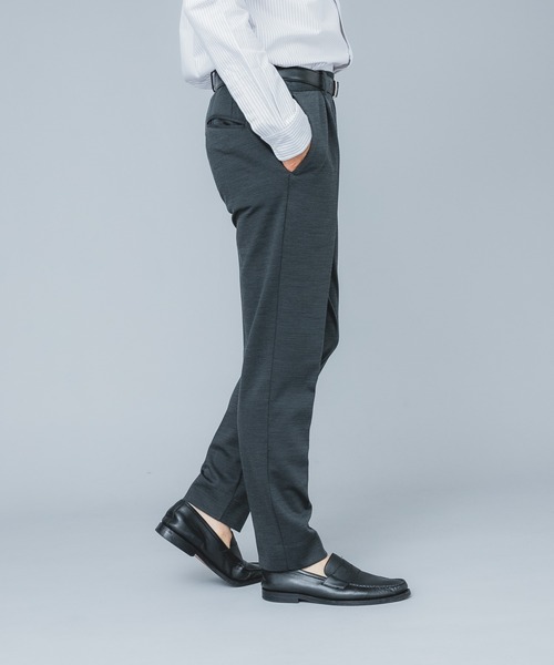 URBAN RESEARCH ROSSO MEN(アーバンリサーチロッソメン)の「『セットアップ対応/防シワ』 ウールジャージーテーパードスラックス(その他パンツ・メンズ・ブラック/グレー/ネイビー・SMALL/MEDIUM/LARGE/X-LARGE)」の5枚目の写真