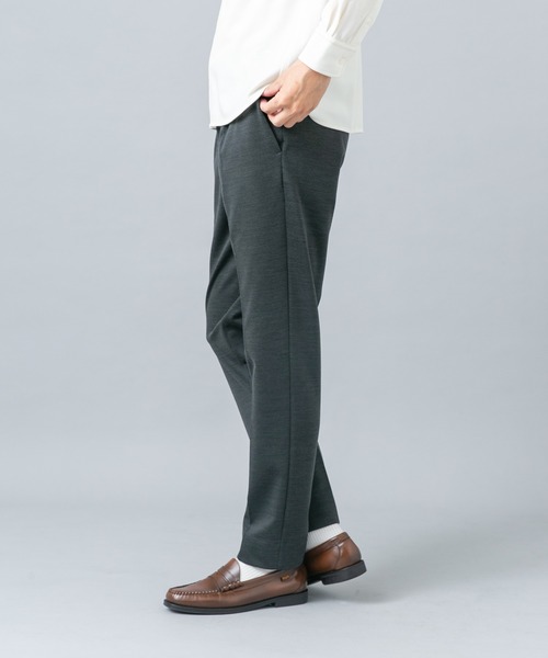 URBAN RESEARCH ROSSO MEN(アーバンリサーチロッソメン)の「『セットアップ対応/防シワ』 ウールジャージーテーパードスラックス(その他パンツ・メンズ・ブラック/グレー/ネイビー・SMALL/MEDIUM/LARGE/X-LARGE)」の15枚目の写真