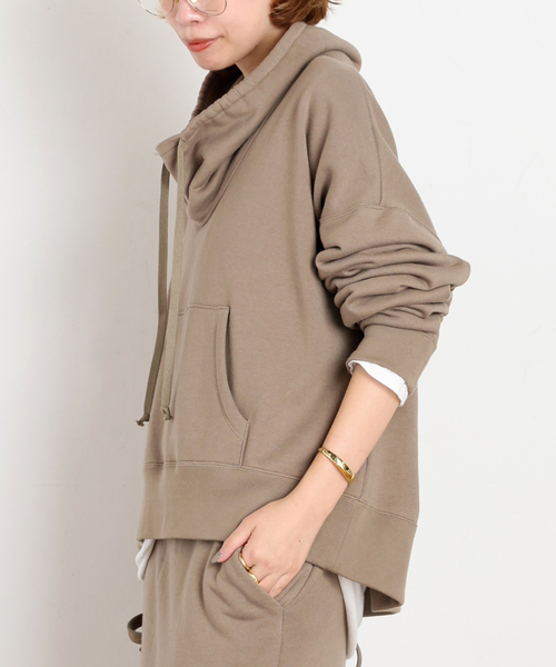 AP STUDIO(エーピーストゥディオ)の「Wool mix loose-neck sweat(Tシャツ/カットソー・レディース・ベージュ/スミクロ・FREE)」の10枚目の写真