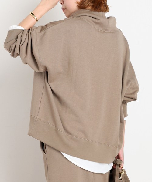 AP STUDIO(エーピーストゥディオ)の「Wool mix loose-neck sweat(Tシャツ/カットソー・レディース・ベージュ/スミクロ・FREE)」の11枚目の写真