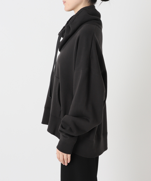 AP STUDIO(エーピーストゥディオ)の「Wool mix loose-neck sweat(Tシャツ/カットソー・レディース・ベージュ/スミクロ・FREE)」の16枚目の写真