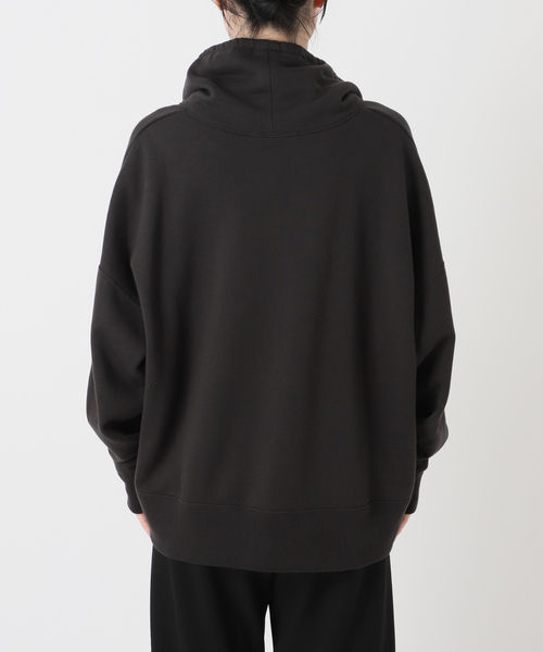 AP STUDIO(エーピーストゥディオ)の「Wool mix loose-neck sweat(Tシャツ/カットソー・レディース・ベージュ/スミクロ・FREE)」の17枚目の写真