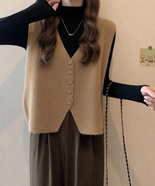 Beststore(ベストストア)の「ニットベスト レディース Vネック 前開き レトロ 韓国 秋冬 トップス(ベスト・レディース・オレンジ/カーキ/ダークブラウン/キャメル/アイボリー・FREE)」の20枚目の写真