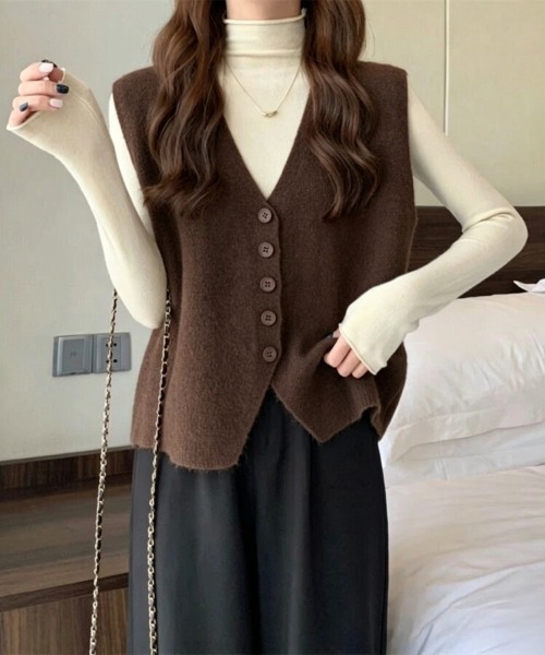 Beststore(ベストストア)の「ニットベスト レディース Vネック 前開き レトロ 韓国 秋冬 トップス(ベスト・レディース・オレンジ/カーキ/ダークブラウン/キャメル/アイボリー・FREE)」の22枚目の写真