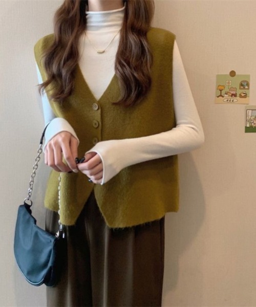 Beststore(ベストストア)の「ニットベスト レディース Vネック 前開き レトロ 韓国 秋冬 トップス(ベスト・レディース・オレンジ/カーキ/ダークブラウン/キャメル/アイボリー・FREE)」の8枚目の写真