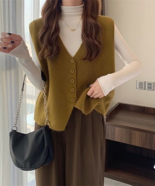 Beststore(ベストストア)の「ニットベスト レディース Vネック 前開き レトロ 韓国 秋冬 トップス(ベスト・レディース・オレンジ/カーキ/ダークブラウン/キャメル/アイボリー・FREE)」の9枚目の写真