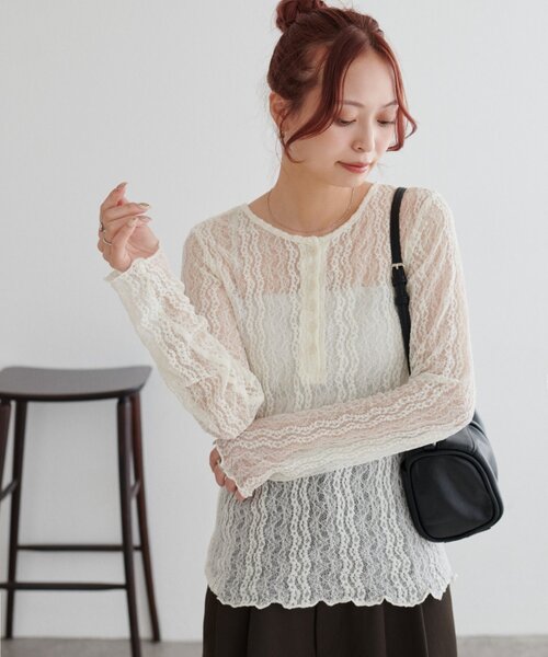 DISCOAT(ディスコート)の「【WEB限定】レースラメシアーヘンリーネックトップス(Tシャツ/カットソー・レディース・ホワイト/ブラック/ブラウン・FREE)」の8枚目の写真